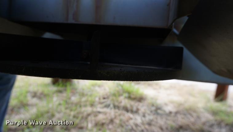 image for item EU9069 Swenson spreader