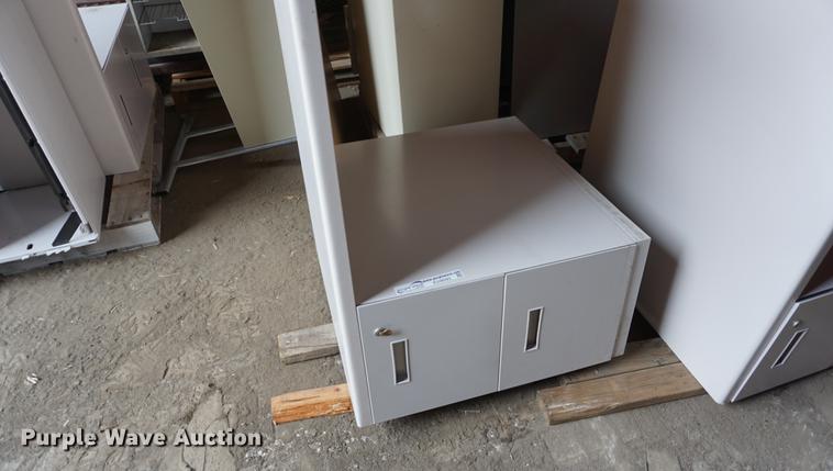 image for item EU9092 (4) desks