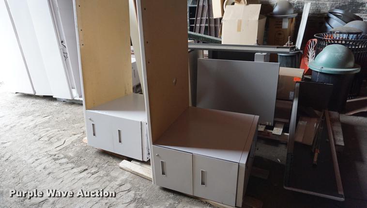 image for item EU9092 (4) desks