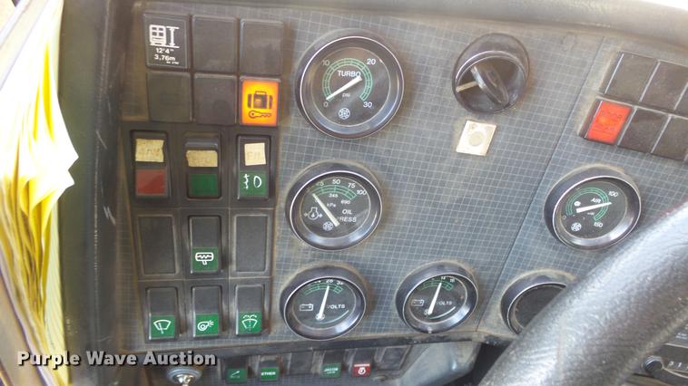 image for item EX9246 1993 Prevost H3-40 coach bus