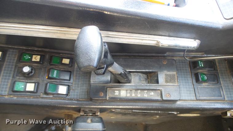 image for item EX9246 1993 Prevost H3-40 coach bus