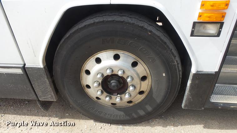 image for item EX9246 1993 Prevost H3-40 coach bus