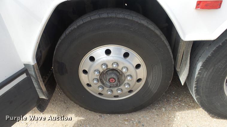 image for item EX9246 1993 Prevost H3-40 coach bus