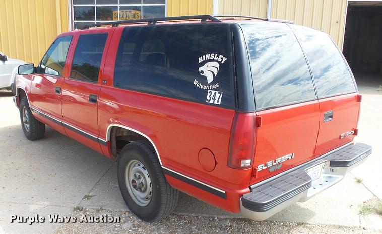 image for item EX9248 1996 Chevrolet Suburban 1500 SUV