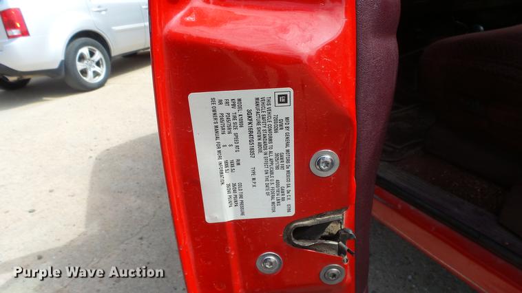 image for item EX9248 1996 Chevrolet Suburban 1500 SUV