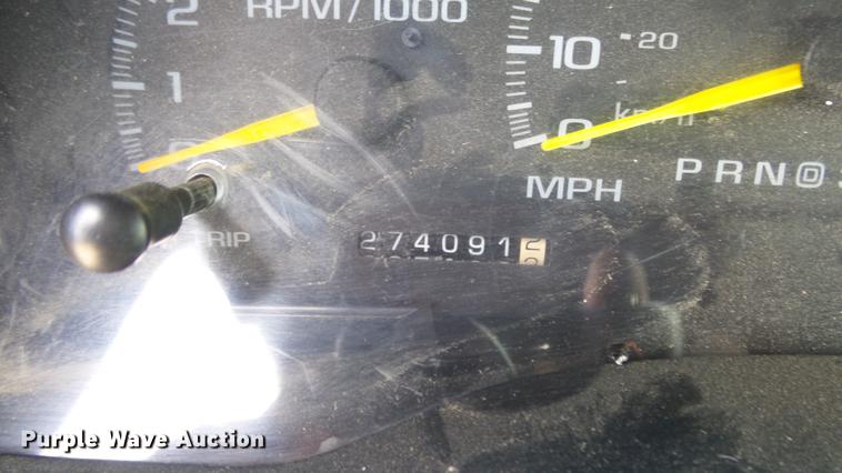 image for item EX9248 1996 Chevrolet Suburban 1500 SUV