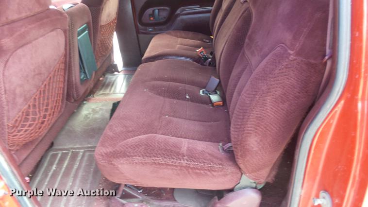 image for item EX9248 1996 Chevrolet Suburban 1500 SUV