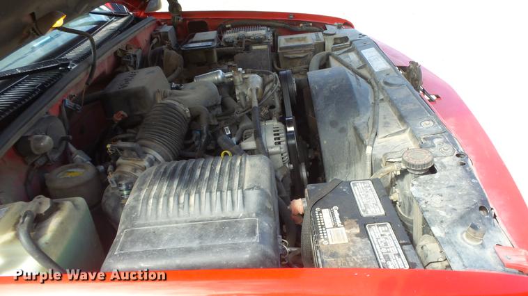 image for item EX9248 1996 Chevrolet Suburban 1500 SUV