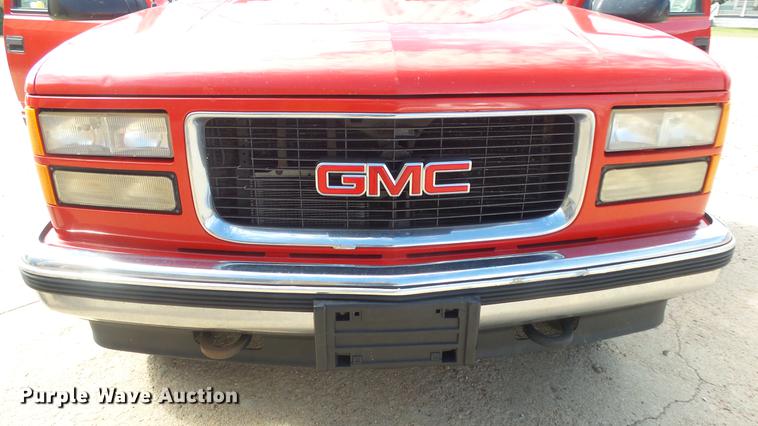 image for item EX9248 1996 Chevrolet Suburban 1500 SUV