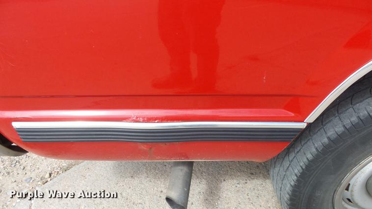 image for item EX9248 1996 Chevrolet Suburban 1500 SUV