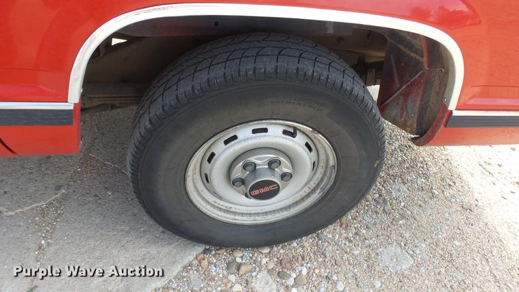 image for item EX9248 1996 Chevrolet Suburban 1500 SUV