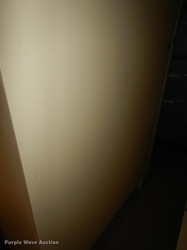 image for item FC9371 (2) steel medicine cabinets