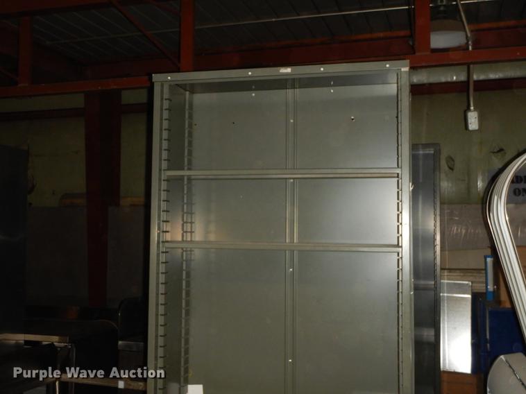 image for item FC9375 (4) metal shelves