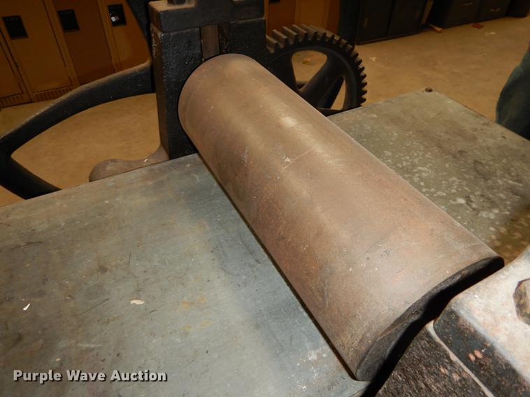 image for item FC9376 Rolling press