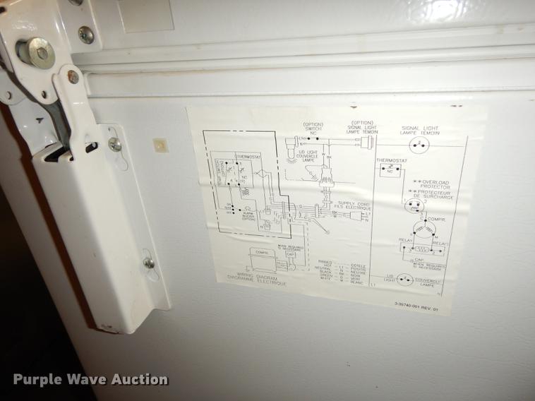 image for item FC9377 Whirlpool chest freezer
