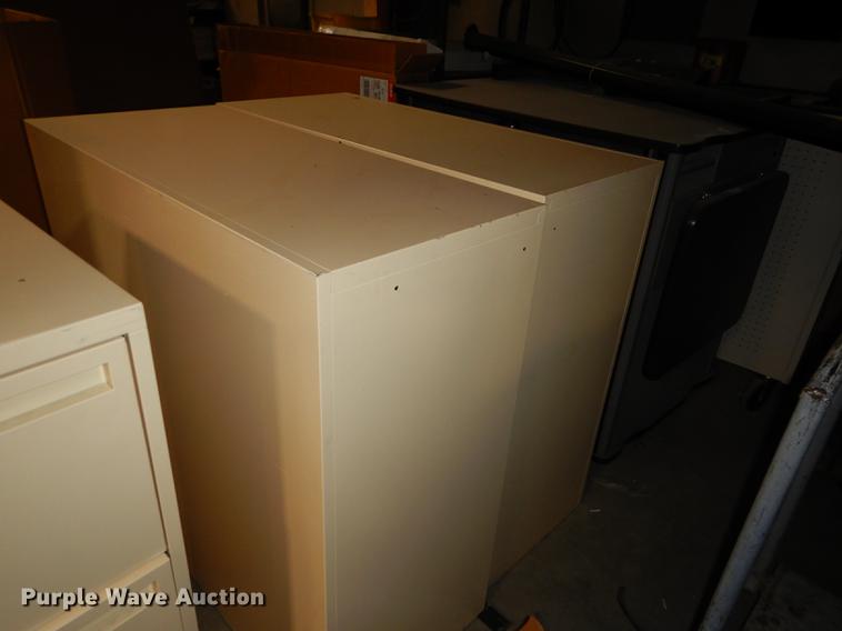 image for item FC9378 (4) metal filing cabinets