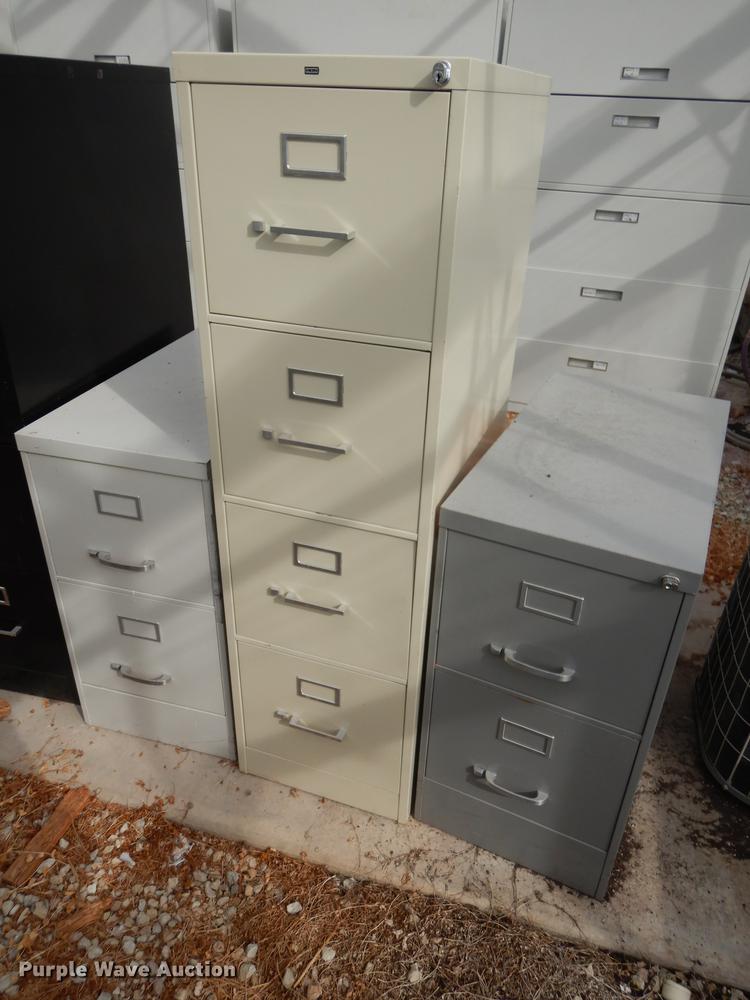 image for item FC9385 (10) metal file cabinets
