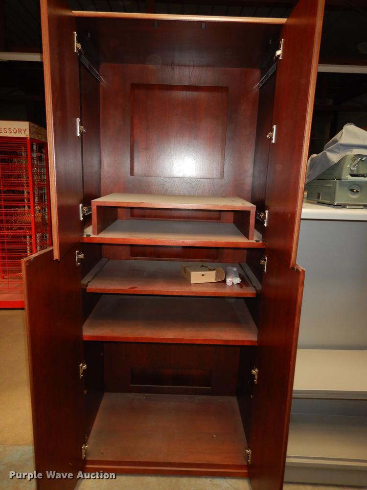 image for item FC9390 Television cabinet