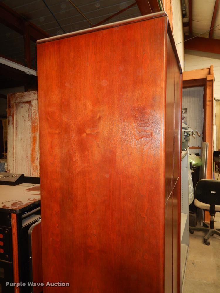 image for item FC9390 Television cabinet