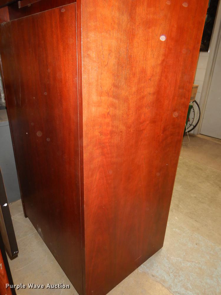 image for item FC9390 Television cabinet