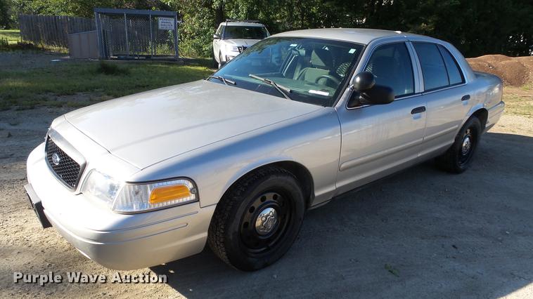 image for item FE9191 2008 Ford Crown Victoria Police Interceptor