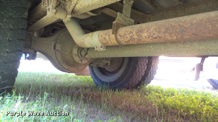 image for item FO9134 1995 Blue Bird TC2000 school bus