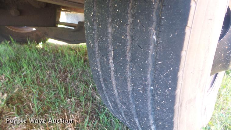 image for item FO9134 1995 Blue Bird TC2000 school bus