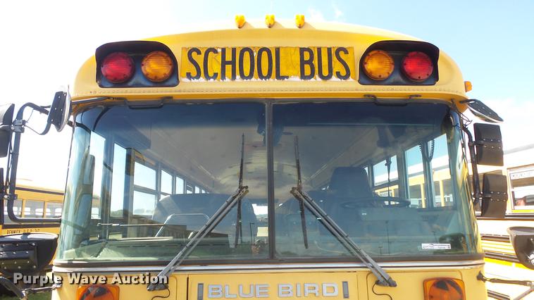 image for item FO9134 1995 Blue Bird TC2000 school bus