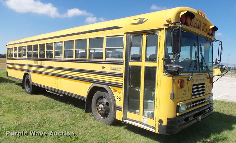 image for item FO9135 1993 Blue Bird TC2000 school bus