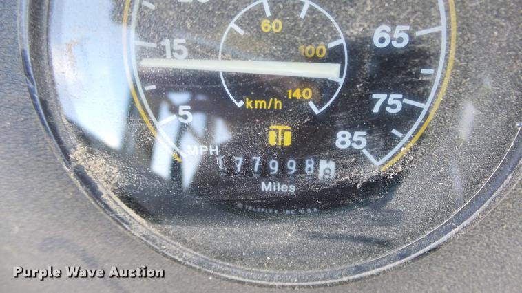 image for item FO9135 1993 Blue Bird TC2000 school bus