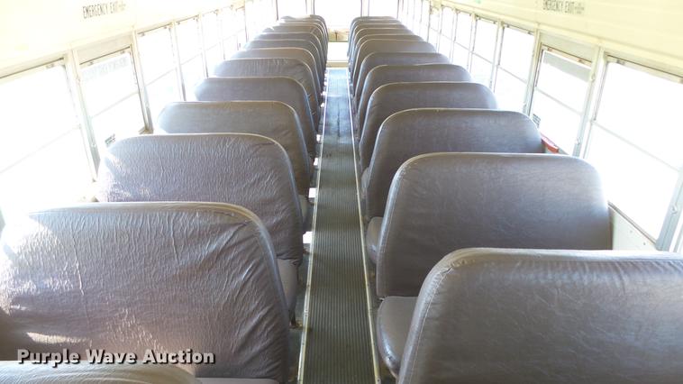 image for item FO9135 1993 Blue Bird TC2000 school bus