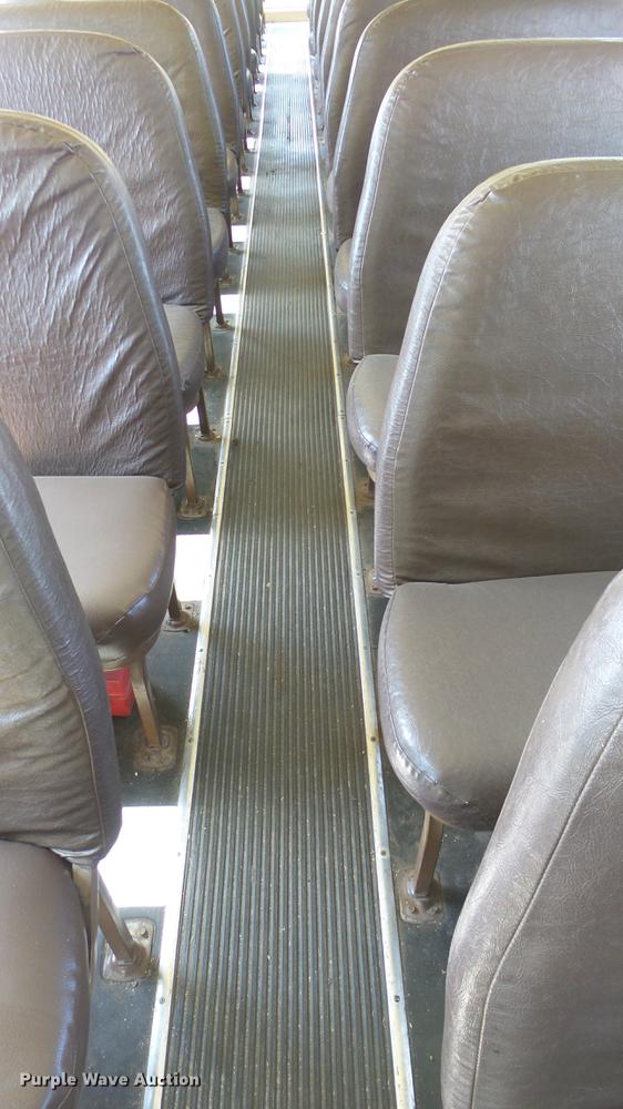 image for item FO9135 1993 Blue Bird TC2000 school bus