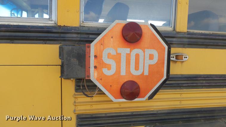 image for item FO9135 1993 Blue Bird TC2000 school bus