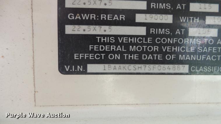 image for item FO9136 1995 Blue Bird TC2000 school bus