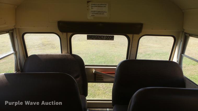 image for item FO9136 1995 Blue Bird TC2000 school bus