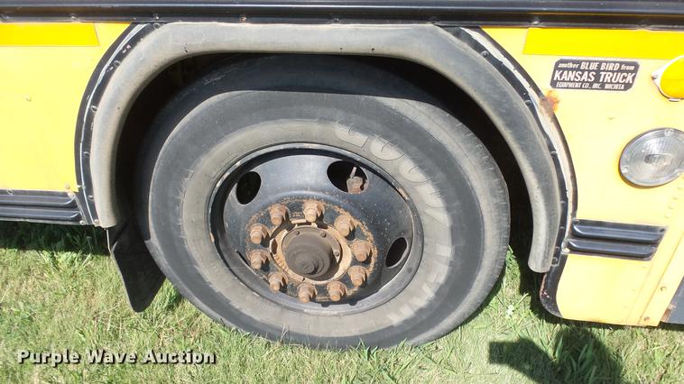 image for item FO9136 1995 Blue Bird TC2000 school bus