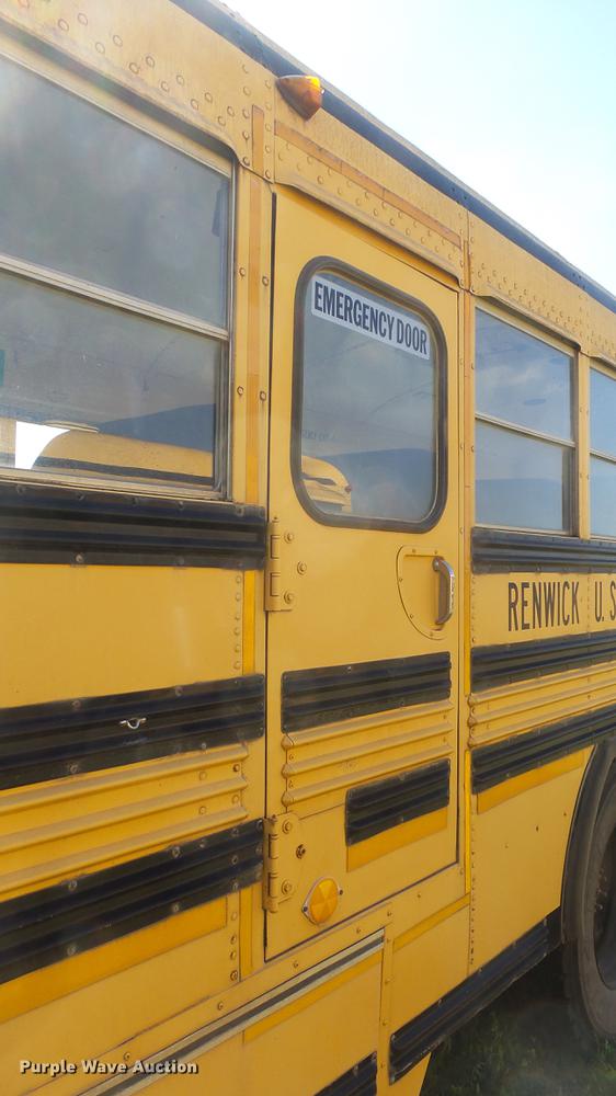 image for item FO9136 1995 Blue Bird TC2000 school bus