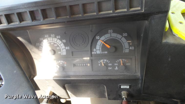 image for item FO9138 1994 Blue Bird TC2000 school bus