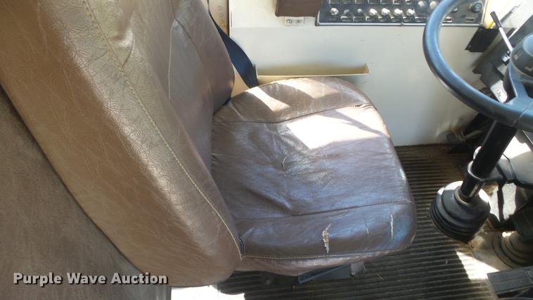 image for item FO9138 1994 Blue Bird TC2000 school bus