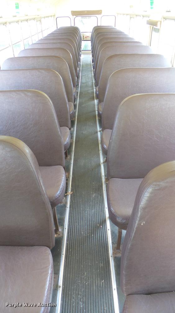 image for item FO9138 1994 Blue Bird TC2000 school bus