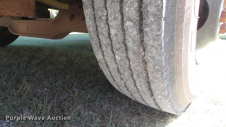 image for item FO9138 1994 Blue Bird TC2000 school bus