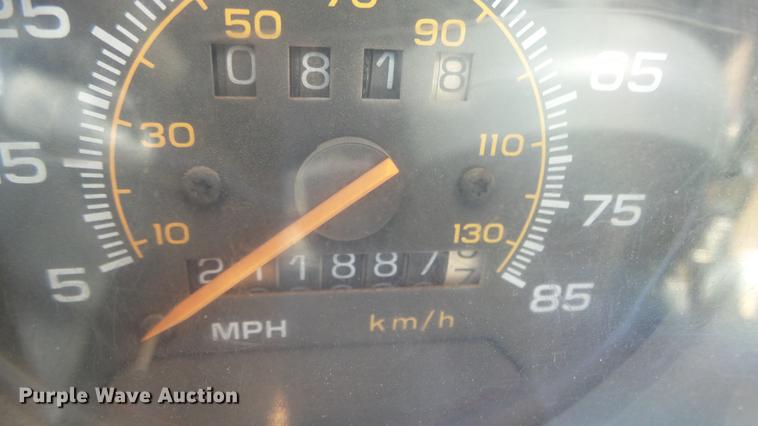 image for item FO9139 1993 Chevrolet G30 school bus