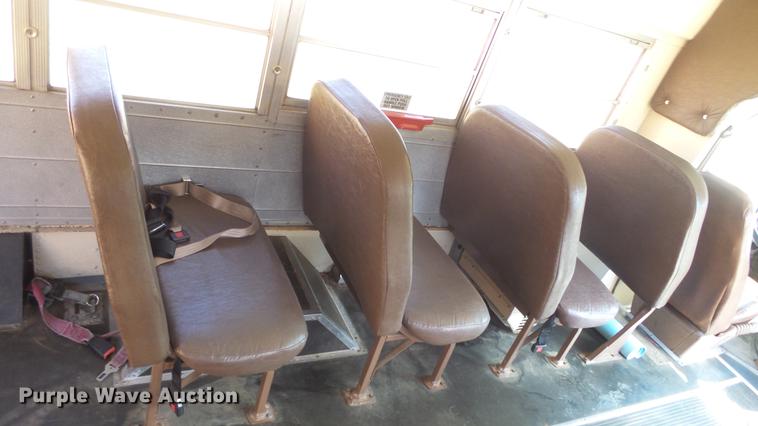 image for item FO9139 1993 Chevrolet G30 school bus