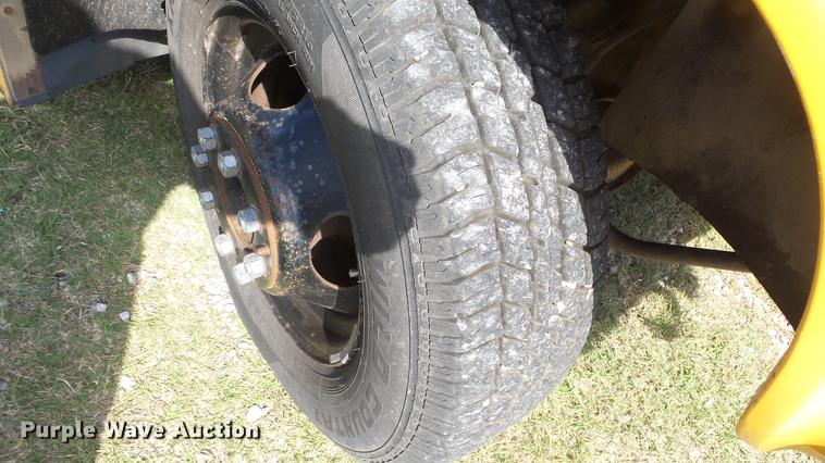 image for item FO9139 1993 Chevrolet G30 school bus