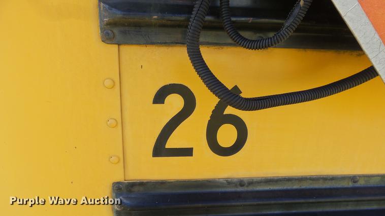 image for item FO9139 1993 Chevrolet G30 school bus