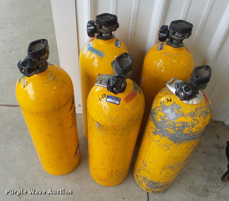 image for item FO9143 Firefighting equipment