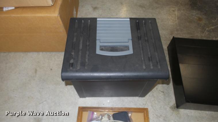 image for item FO9144 Office supplies