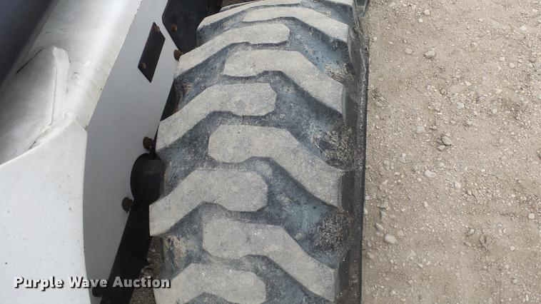 image for item FO9145 1996 Bobcat 763 skid steer