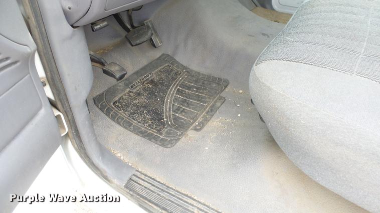 image for item FO9146 1995 Ford F150 pickup truck