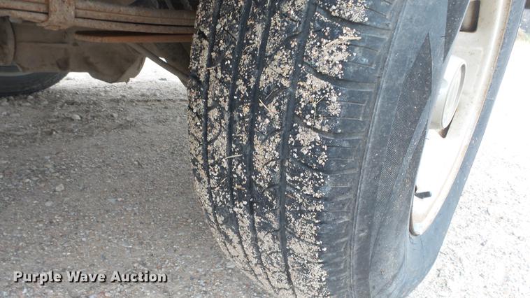 image for item FO9146 1995 Ford F150 pickup truck